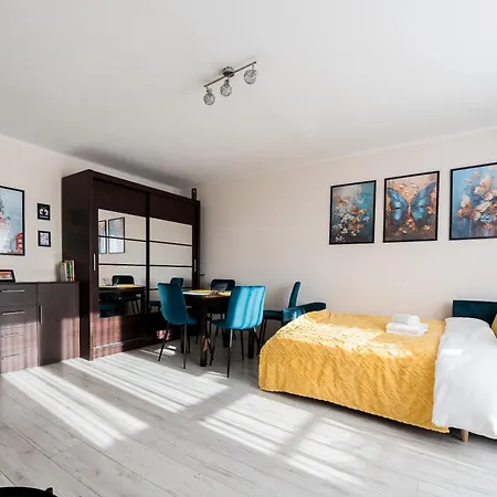 Piatkowo Comfy By Bookinghost