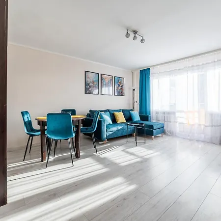 Apartman Piatkowo Comfy By Bookinghost Poznań